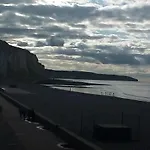 Au Galet Bleu 度假居 迪耶普